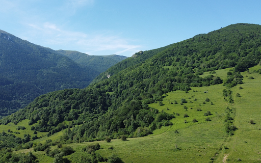 vast hills and mountains  from Chrome web store to be run with OffiDocs Chromium online
