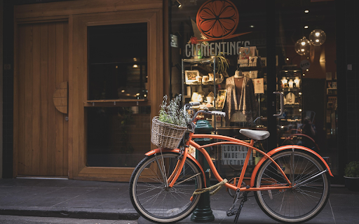 Vintage Bike in Front of Clementine’s  from Chrome web store to be run with OffiDocs Chromium online