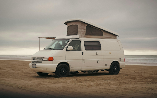 Vintage Volkswagen Van on Oceano Beach  from Chrome web store to be run with OffiDocs Chromium online