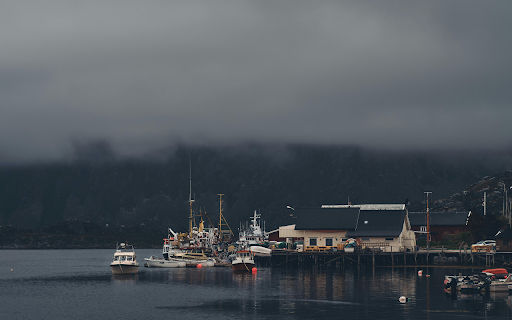 Water Boats on Pier  from Chrome web store to be run with OffiDocs Chromium online