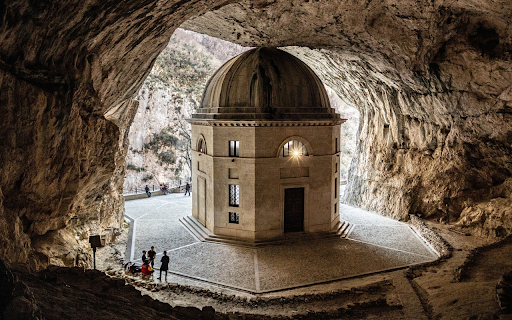 Wonders in the mountains  from Chrome web store to be run with OffiDocs Chromium online