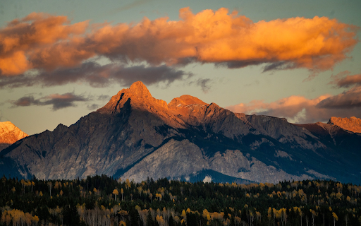 Yellow clouds on top of the mountain  from Chrome web store to be run with OffiDocs Chromium online