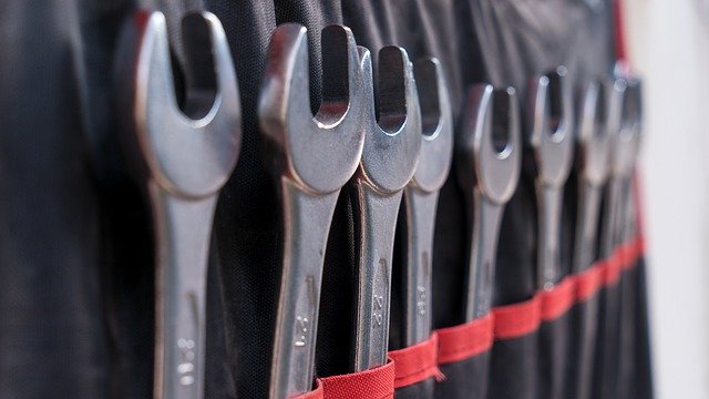 Gratis download Screw-Wrench Wrench Workshop - gratis foto of afbeelding om te bewerken met GIMP online afbeeldingseditor