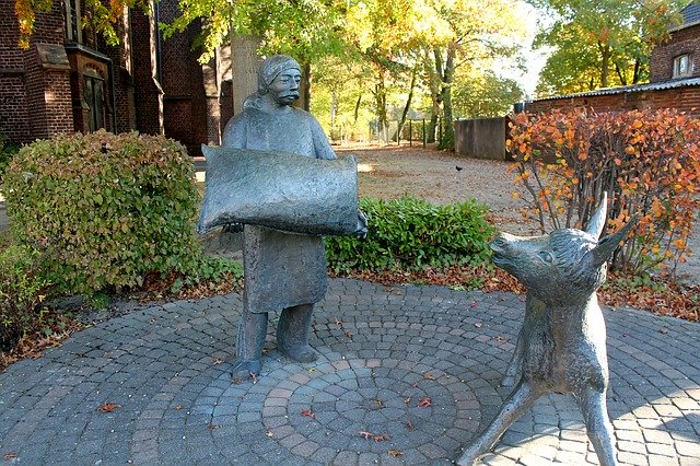 Скачать бесплатно Sculpture Müller - бесплатное фото или изображение для редактирования с помощью онлайн-редактора изображений GIMP