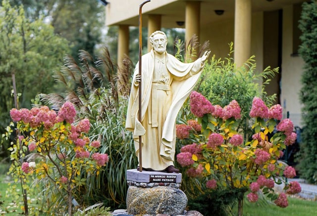 Free download sculpture statue monument religion free picture to be edited with GIMP free online image editor