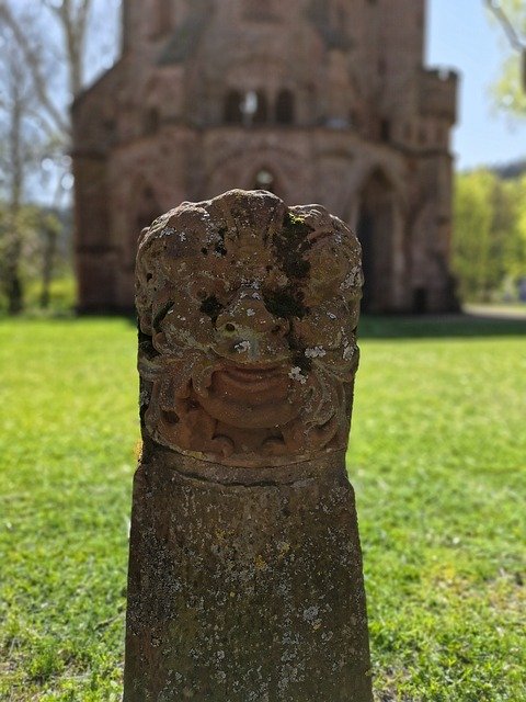 Muat turun percuma Sculpture Stone Statue - foto atau gambar percuma untuk diedit dengan editor imej dalam talian GIMP