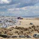 Sea and sand and rocks  screen for extension Chrome web store in OffiDocs Chromium