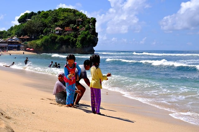 Free download sea beach vacation family free picture to be edited with GIMP free online image editor