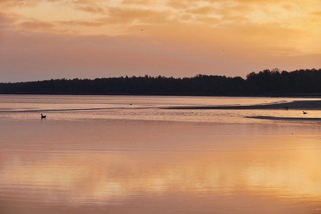 Bezpłatne pobieranie Sea Mirroring Twilight - bezpłatne zdjęcie lub obraz do edycji za pomocą internetowego edytora obrazów GIMP