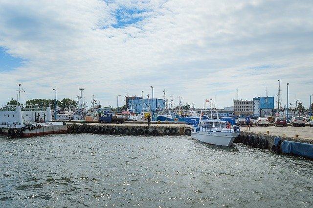 Безкоштовно завантажити Sea Port Boats - безкоштовне фото або зображення для редагування за допомогою онлайн-редактора зображень GIMP