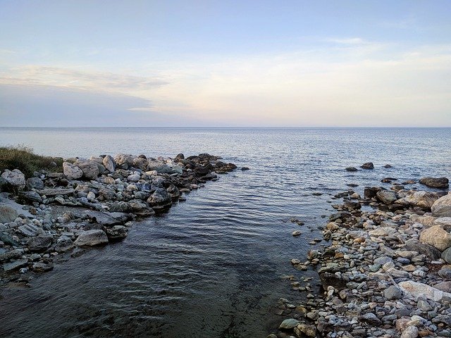 Téléchargement gratuit de Sea Rocks Water - photo ou image gratuite à éditer avec l'éditeur d'images en ligne GIMP