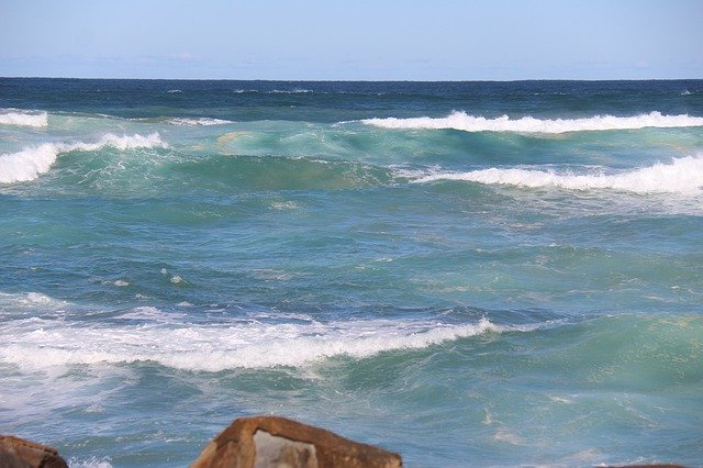 Безкоштовно завантажте Sea Rough Waves — безкоштовну фотографію чи зображення для редагування за допомогою онлайн-редактора зображень GIMP