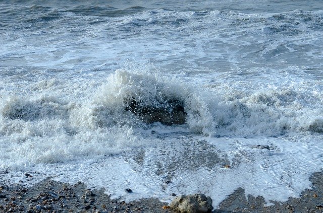 Unduh gratis Sea Wave Rock - foto atau gambar gratis untuk diedit dengan editor gambar online GIMP