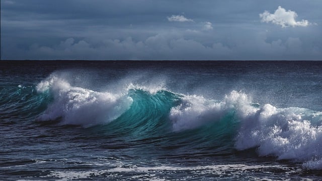Descarga gratis mar olas costa viento clima cielo imagen gratis para editar con el editor de imágenes en línea gratuito GIMP