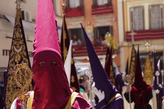 Téléchargement gratuit de la Semana Santa Malaga Procession - photo ou image gratuite à éditer avec l'éditeur d'images en ligne GIMP