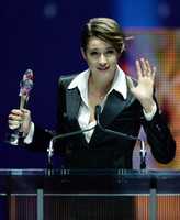 Free download shailene free photo or picture to be edited with GIMP online image editor