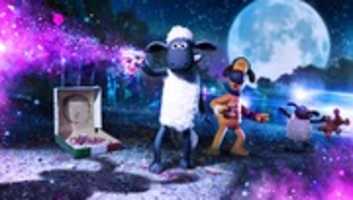 Free download shaun-the-sheep-farmageddon-poster-600x450.jpgh free photo or picture to be edited with GIMP online image editor