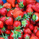 Shiny red strawberries  screen for extension Chrome web store in OffiDocs Chromium