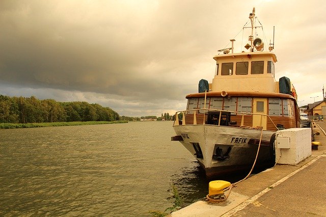 Descărcare gratuită Ship Hawser Port - fotografie sau imagine gratuită pentru a fi editată cu editorul de imagini online GIMP