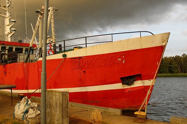 Free picture Ship Red Water -  to be edited by GIMP free image editor by OffiDocs
