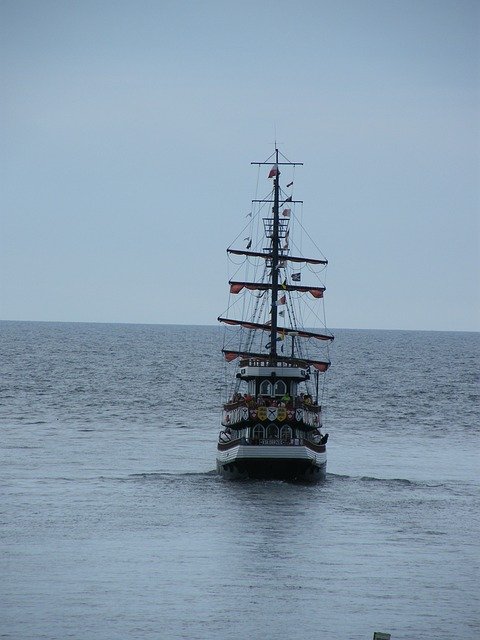 Descărcare gratuită Ship Sail Baltic - fotografie sau imagini gratuite pentru a fi editate cu editorul de imagini online GIMP