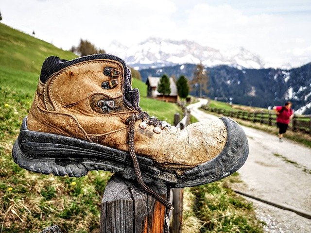 Descărcare gratuită shoe boot i walk walk pantofi imagine gratuită pentru a fi editată cu editorul de imagini online gratuit GIMP