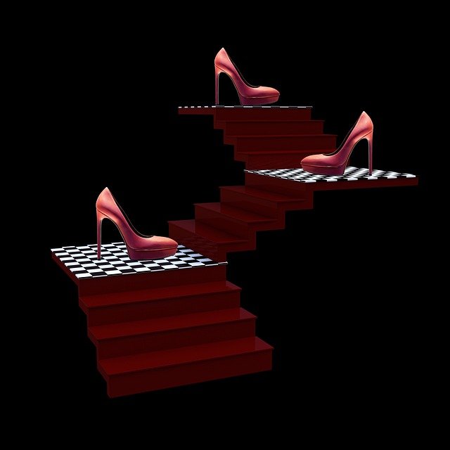 Kostenloser Download Schuhe Stilettos Mode Treppe kostenloses Bild, das mit dem kostenlosen Online-Bildeditor GIMP bearbeitet werden kann