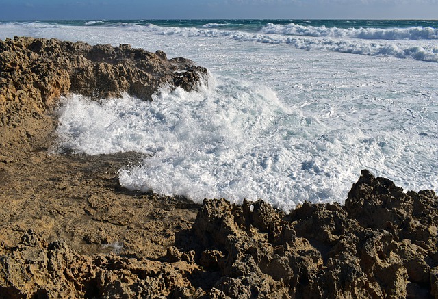 Free download shore waves beach sea ocean free picture to be edited with GIMP free online image editor