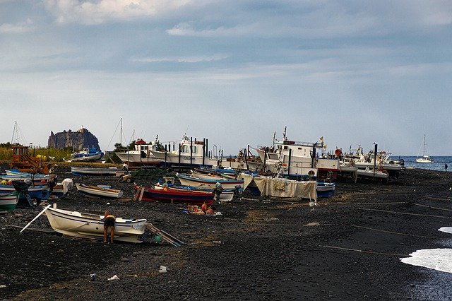 تنزيل Sicily Stromboli Island مجانًا - صورة أو صورة مجانية ليتم تحريرها باستخدام محرر الصور عبر الإنترنت GIMP