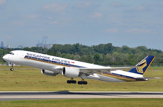 Free download singapore airlines a350 airbus dus free picture to be edited with GIMP free online image editor