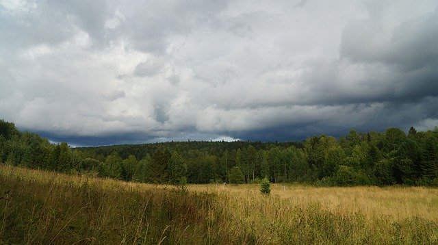 Bezpłatne pobieranie Sky Blue Open Space - bezpłatne zdjęcie lub obraz do edycji za pomocą internetowego edytora obrazów GIMP