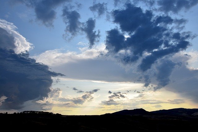 دانلود رایگان Sky Clouds Gloomy - عکس یا تصویر رایگان برای ویرایش با ویرایشگر تصویر آنلاین GIMP