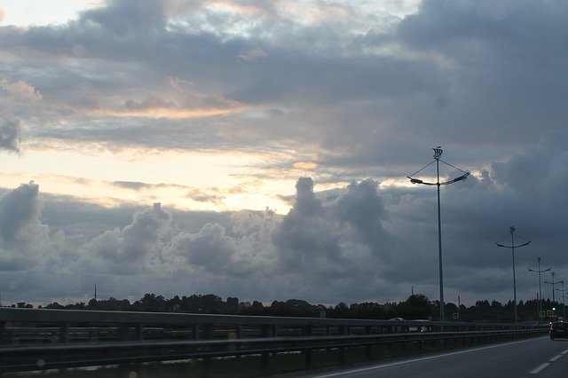 Kostenloser Download von „Sky Clouds Road“ – kostenloses Foto oder Bild zur Bearbeitung mit dem Online-Bildeditor GIMP