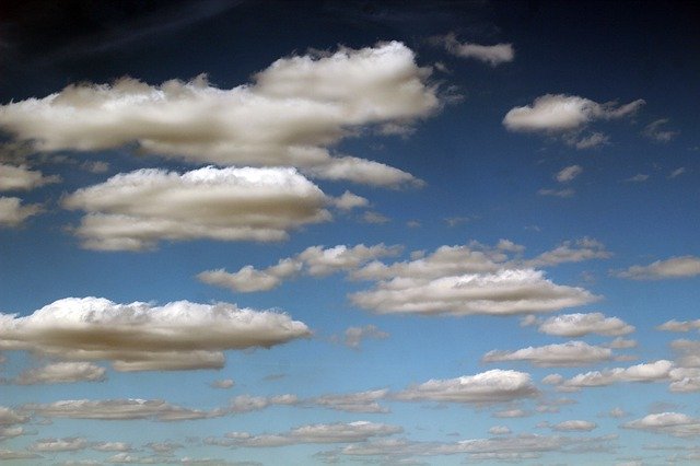 Descărcare gratuită Sky Clouds The - fotografie sau imagini gratuite pentru a fi editate cu editorul de imagini online GIMP