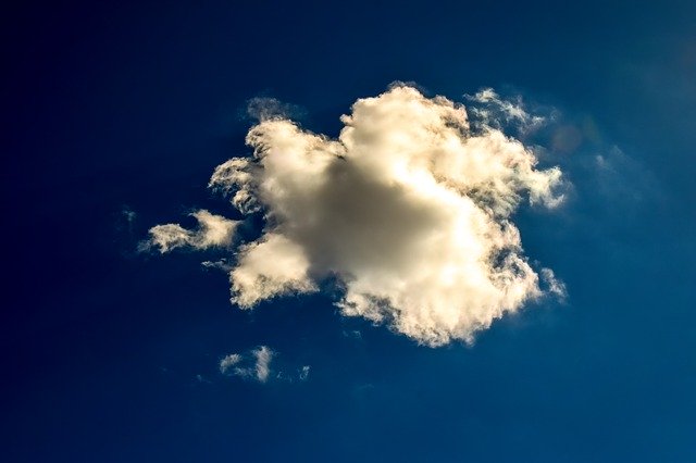 Bezpłatne pobieranie Sky Cloud White - bezpłatne zdjęcie lub obraz do edycji za pomocą internetowego edytora obrazów GIMP