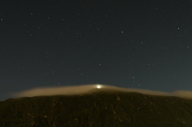 Bezpłatne pobieranie Sky Moon Cloud - bezpłatne zdjęcie lub obraz do edycji za pomocą internetowego edytora obrazów GIMP