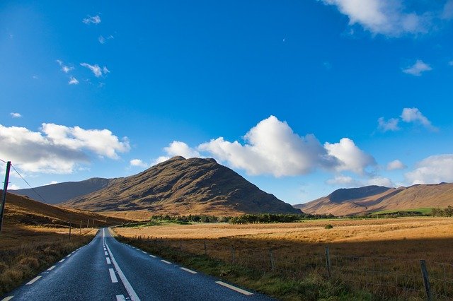 Téléchargement gratuit de Sky Road Ireland - photo ou image gratuite à éditer avec l'éditeur d'images en ligne GIMP