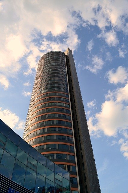 Muat turun percuma Sky Tower Architecture - foto atau gambar percuma untuk diedit dengan editor imej dalam talian GIMP