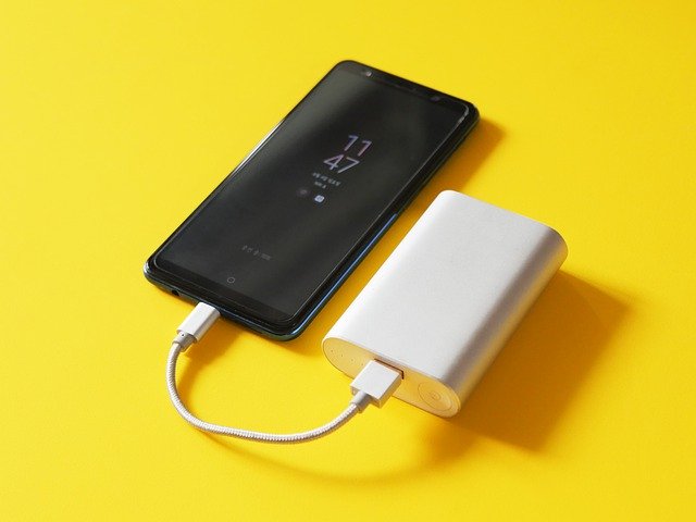 Free download Smartphone Battery Charge -  free photo or picture to be edited with GIMP online image editor