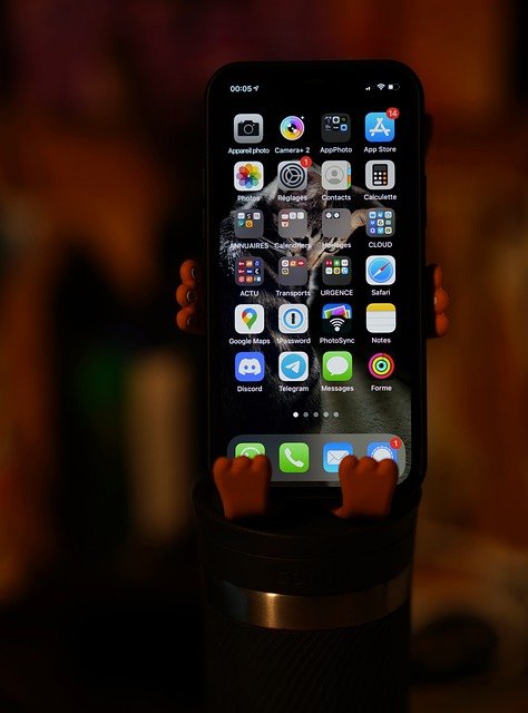 Free download smartphone iphone cellphone free picture to be edited with GIMP free online image editor