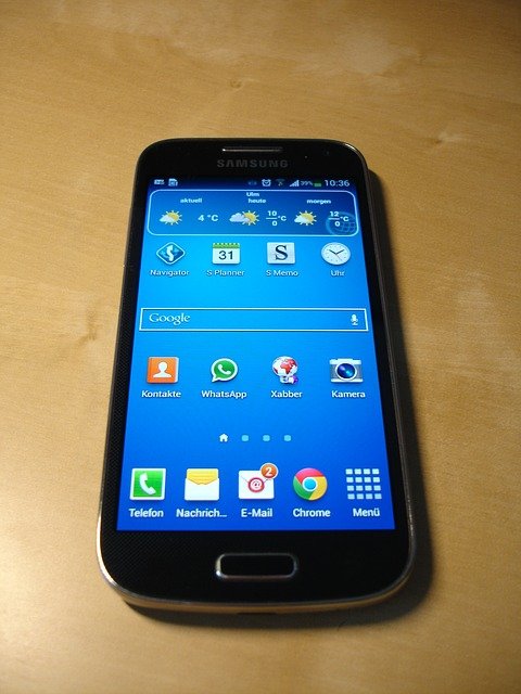 Free download smartphone samsung galaxy s4 mini free picture to be edited with GIMP free online image editor