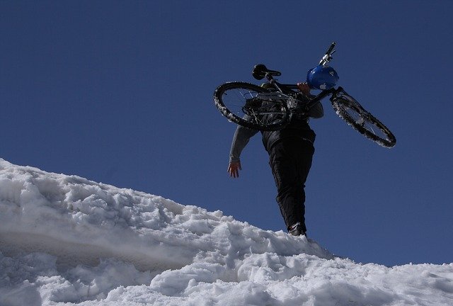 GIMP çevrimiçi görüntü düzenleyici ile düzenlenecek ücretsiz Snow Mountain Nature ücretsiz fotoğraf şablonu