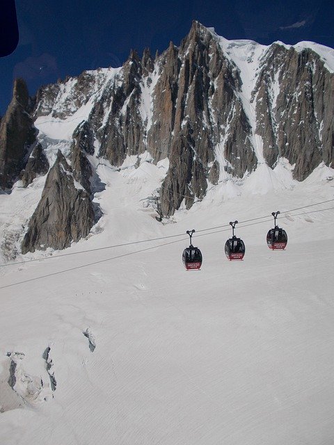무료 다운로드 Snow Mountains Cable-Car - 무료 사진 또는 GIMP 온라인 이미지 편집기로 편집할 수 있는 사진