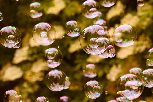 Free download soap bubbles multicoloured free picture to be edited with GIMP free online image editor