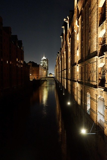 Speicherstadt Cephe Hamburg'u ücretsiz indirin - GIMP çevrimiçi resim düzenleyiciyle düzenlenecek ücretsiz fotoğraf veya resim