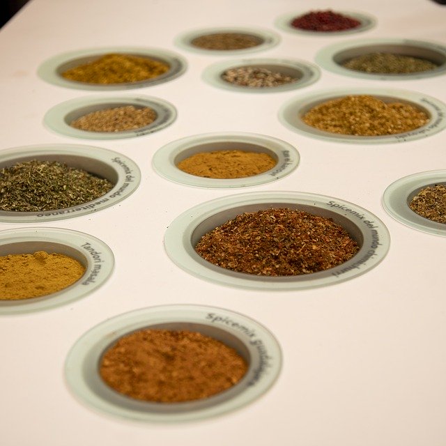 Descarga gratuita Spices Pepper Cinnamon - foto o imagen gratuita para editar con el editor de imágenes en línea GIMP