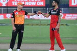 Free download SRH VS RCB free photo or picture to be edited with GIMP online image editor
