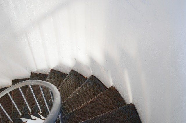 Descărcare gratuită Stairs Lighthouse Staircase - fotografie sau imagine gratuită pentru a fi editată cu editorul de imagini online GIMP
