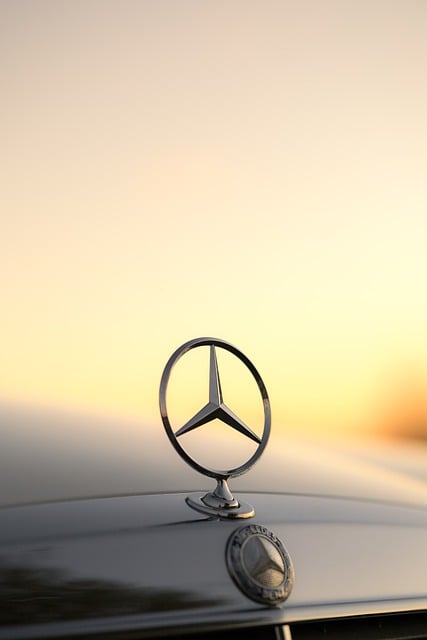 Descarga gratuita de la imagen gratuita Star Mercedes Dreamy Bright Sunset para editar con el editor de imágenes en línea gratuito GIMP