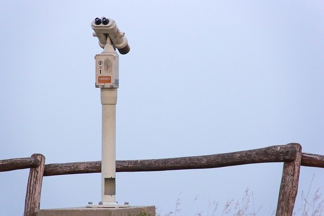 ດາວ​ໂຫຼດ​ຟຣີ Stationary Tourist Binoculars - ຮູບ​ພາບ​ຟຣີ​ຫຼື​ຮູບ​ພາບ​ທີ່​ຈະ​ໄດ້​ຮັບ​ການ​ແກ້​ໄຂ​ກັບ GIMP ອອນ​ໄລ​ນ​໌​ບັນ​ນາ​ທິ​ການ​ຮູບ​ພາບ​